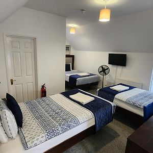 Triple Room Private Bathroom